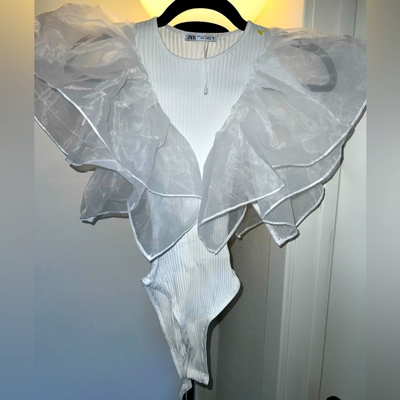 Zara Woman Ruffle Rib Bodysuit - Picture 3 of 3
